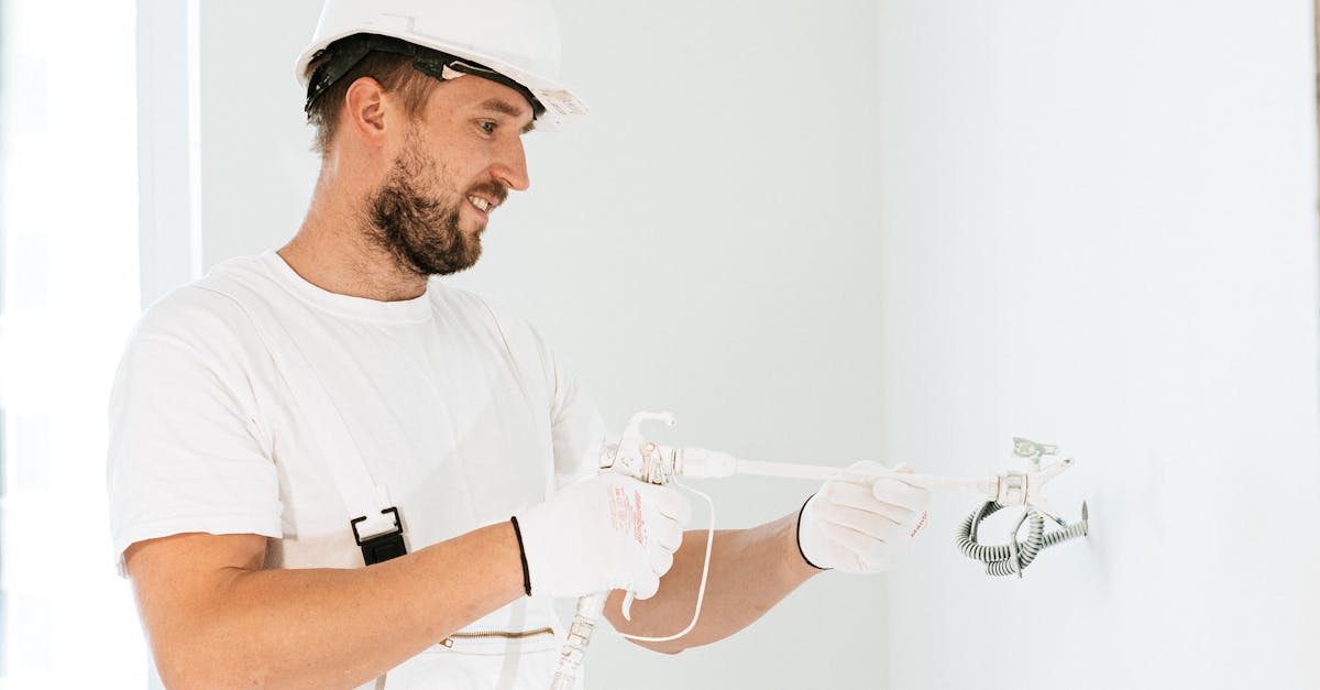 How to Choose the Right Electrical Maintenance Service for Your Business